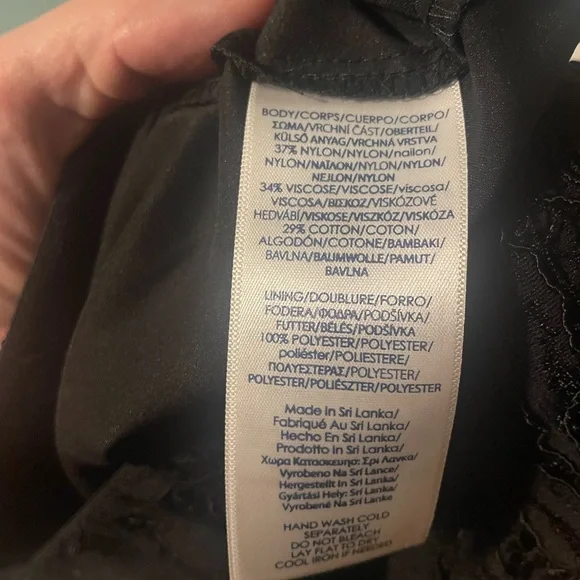 NWT Chaps Classic Black Pencil Midi Skirt, Floral Lace, Lined, size 6 - Picture 7 of 7